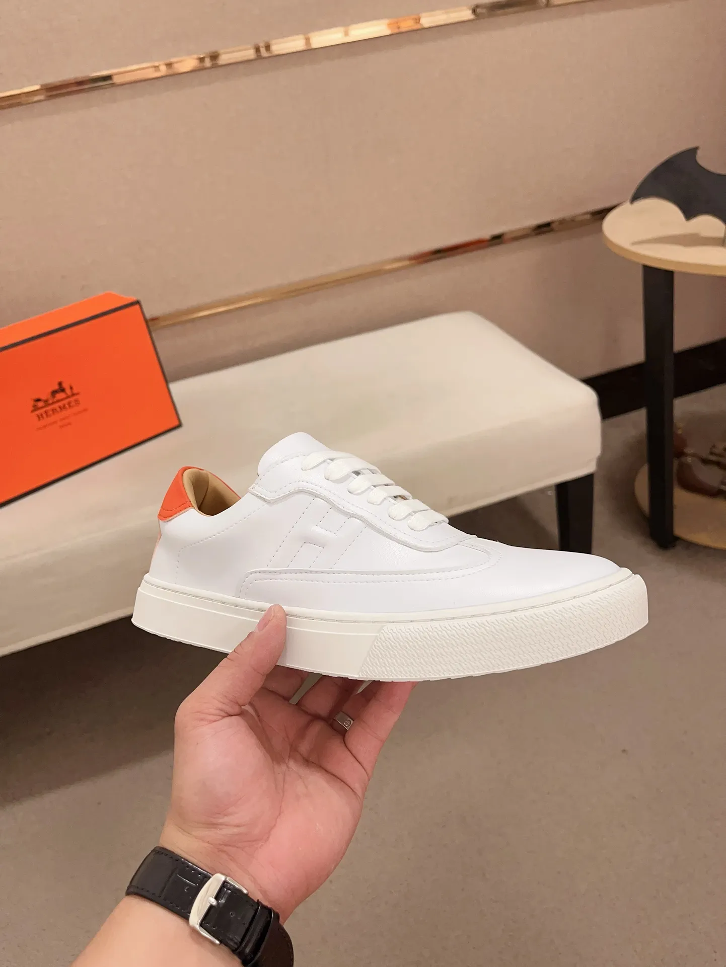 Men's clothing and shoes💰: 400💰《HERMES》【Classic Original Version】Hermès; Top 🔝 Purchasing Agency 🔍🔍Latest 🇺🇸Sold simultaneously at counters, original imported from Italy ▲▲Cow leather▲ ▲Exquisite workmanship (Italian 🇮🇹imported water-dyed 🐂cowhide lining) sole: original sole provided by the original factory, ⚠️exclusive double-layer activity·TPR·rubber·combined molded outsole; Code number: 36-44 (45/46 can be customized, non-refundable)